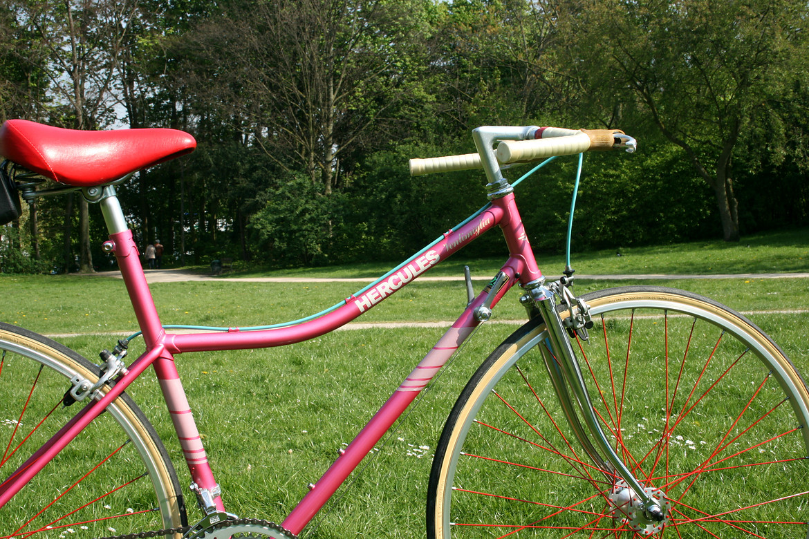 damen hercules altes fahrrad weiß lila pink