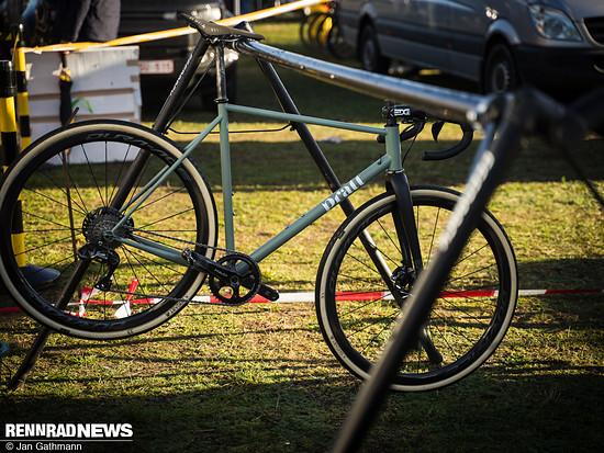 Pratt Cyclocross Bike mit Stahlrahmen im amerikanischen Fahrerlager
