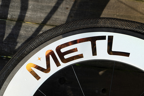 Metl-tire-Kickstarter 002