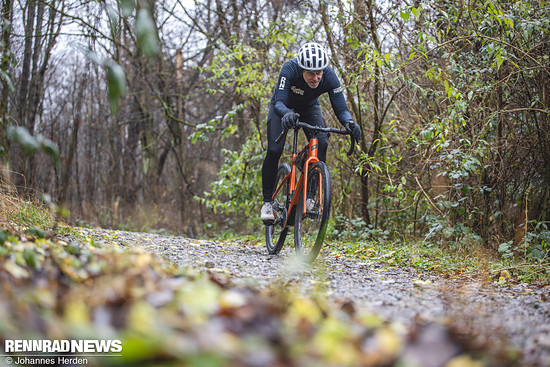 Nässe und felsige Wege verlangten dem Oquo RC25 Team Laufradsatz einiges ab.