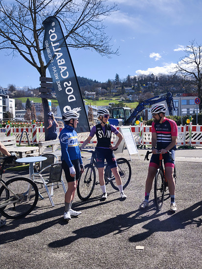 DCCC Mega Mixed Ride Lvl3+ inklusive kurzer Dusche ☔ geile Gruppe 🔥🚴‍♂️👍
10000hm Woche 🤪