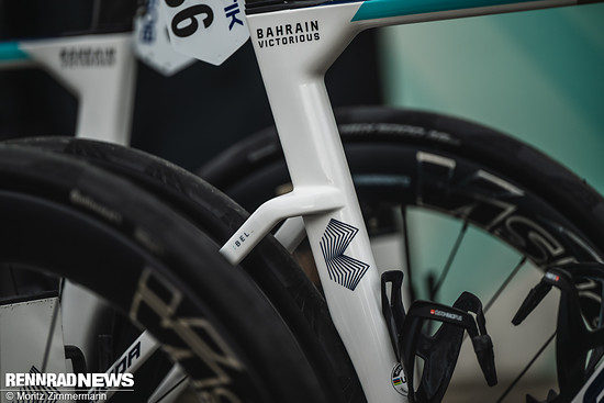 parisroubaix-tech-m-bahrainvictorious-92362