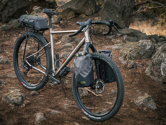 Mit dem FLIP-System wird jetzt an den Taschen gedreht.