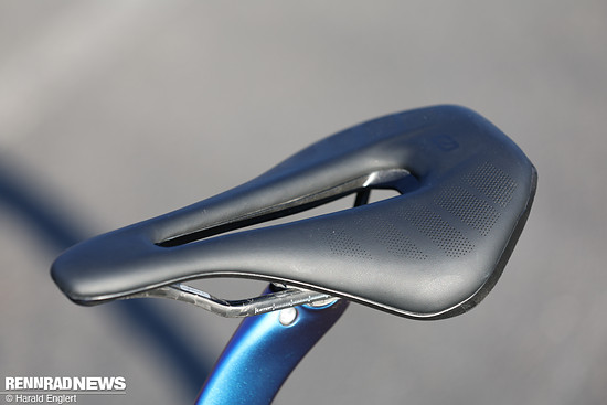Der Sattel stammt aus dem eigenen Komponenten-Programm von Pinarello.