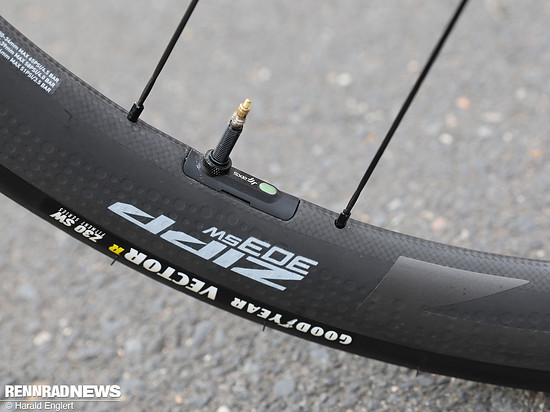 LED leuchtet grün: Luftdruck ist im vorher defiierten Bereich