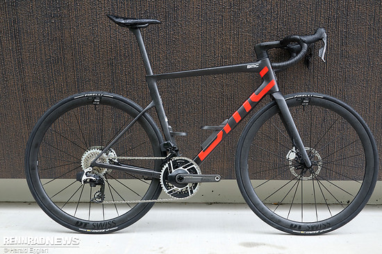 Die 5. Generation des BMC Teammachine SLR 01 wurde deutlich leichter als der Vorgänger