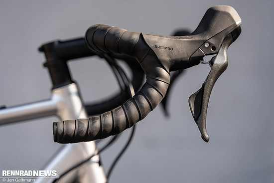 Die Hebel könnte man noch etwas weiter oben montieren.