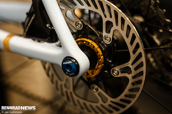 Bis zu den Lockringen…