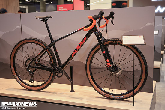 Das KTM X-Myroon Master ist ein erschwingliches Drop Bar MTB.