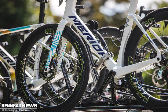 Bahrain Victorious-4