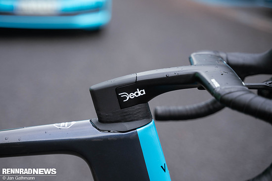 Auch Bastien Tronchon fährt einen 140 mm langen Vorbau am Cockpit.