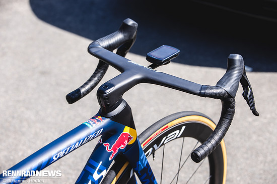 Das Roval Rapide Cockpit trägt viel zur Windschittigkeit des Bikes bei.
