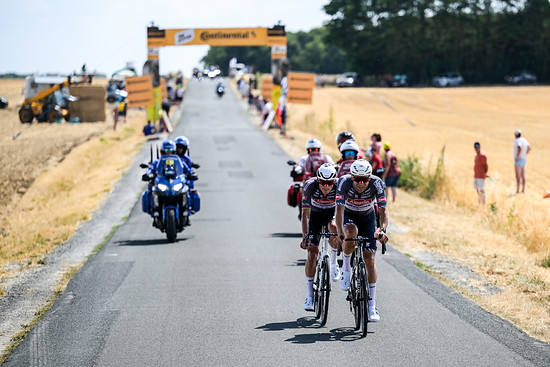 Als Lohn gab es den Preis für den kämpferischten Fahrer des Tages - und für MvdP fast den Tagessieg, erst 800 Meter vor dem Ziel wurde er von den Sprintern gestellt.