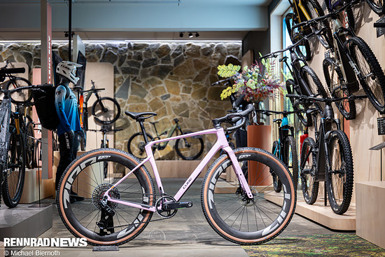 Das neue Cube Nuroad C:62 SLX 2026.