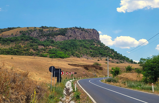 Berg oberhalb von Deva