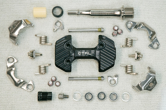 Das CTRL Pedal im auseinandergebauten Zustand