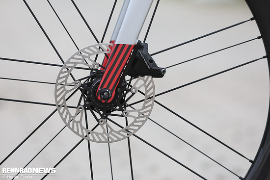 Es gibt Scheiben mit 140 oder 160 mm Durchmesser.