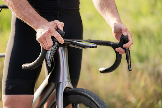 EROAD SCOTT BIKE PHOTO BY NILS LAENGNER 7691 Ef7574