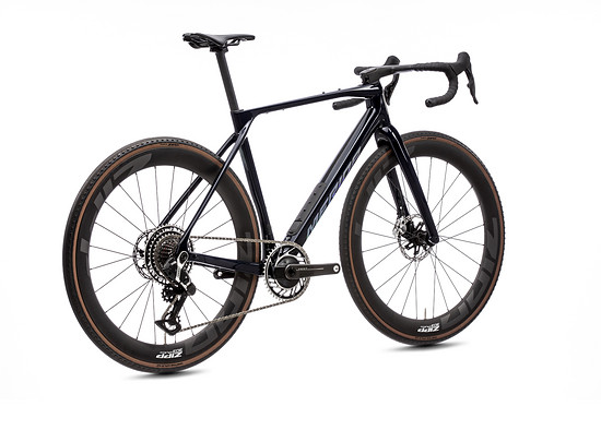 Klare Linien, integriertes Cockpit, unterbrechungsfreie Formen: Das Mission setzt auf maximale Integration