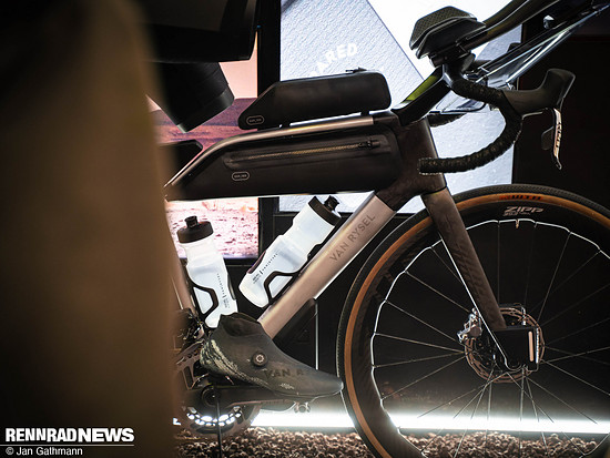 596053-infsznt3jiuy-velofolliesvanryzel 18-original