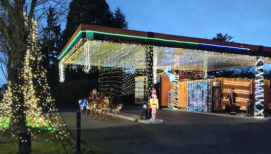 There's no Bike in this image 😁