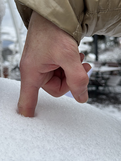 Weihnachts Spaziergang 2cm Neuschnee in der Stadt genießen
