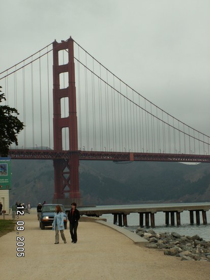 mit Fahrrad auf dem Weg zur Golden Gate Bridge