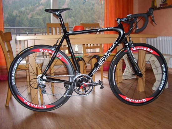 Simplon Pavo bereit für eine Ausfahrt