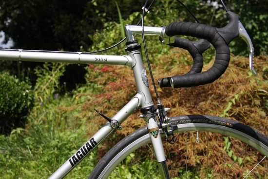 Standard Jaguar SOLIST fake 3