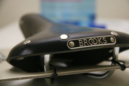 Brooks Team Pro Classic  3