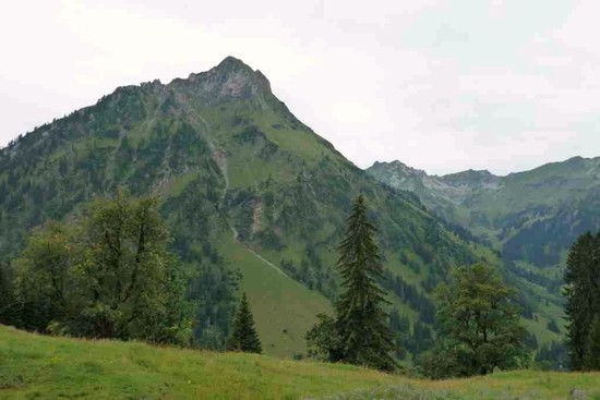 Ostallgäu Richtung Schwarzenbergerhütte