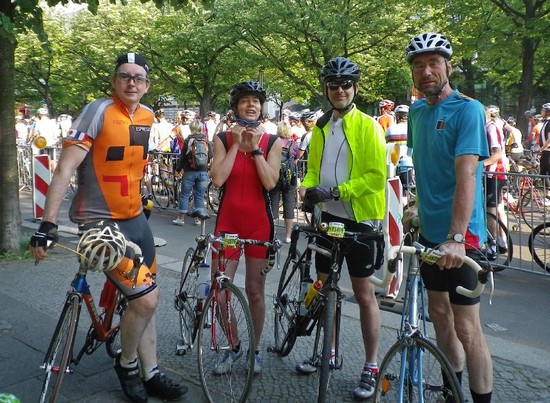 1105VelothonBerlinBeforethestart1