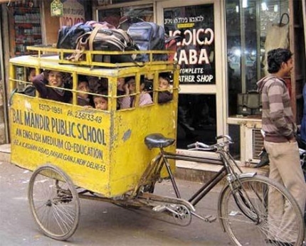 india-school-bus